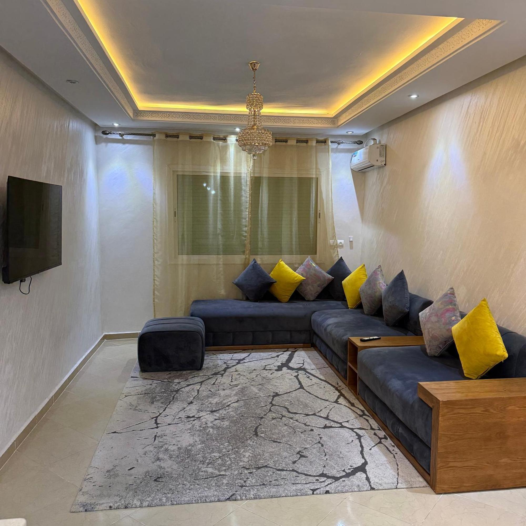 Luxury Center Town Apartment Kénitra Exteriör bild